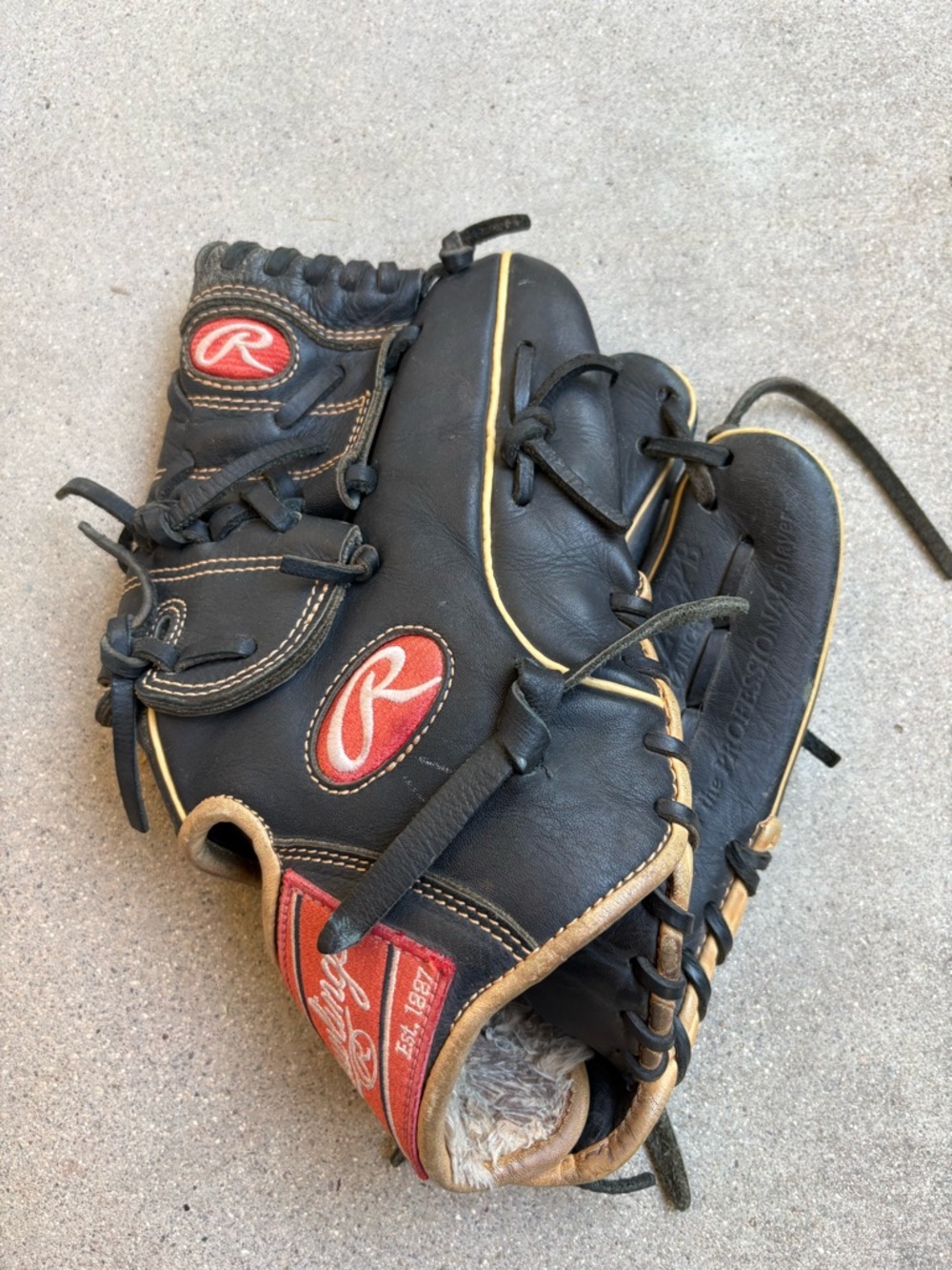 Rawlings Gold Glove Elite 12” Pro Design Baseball Mitt GGE1202PB Black RHT